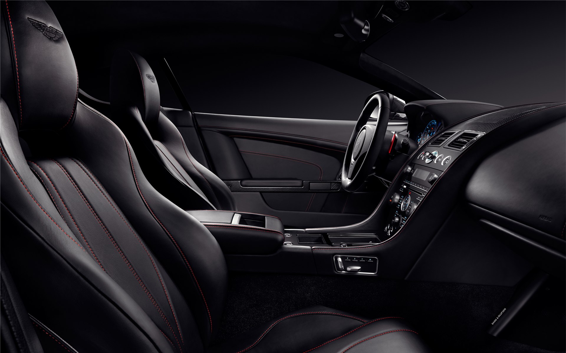 Aston Martin DB9 Carbon 2015